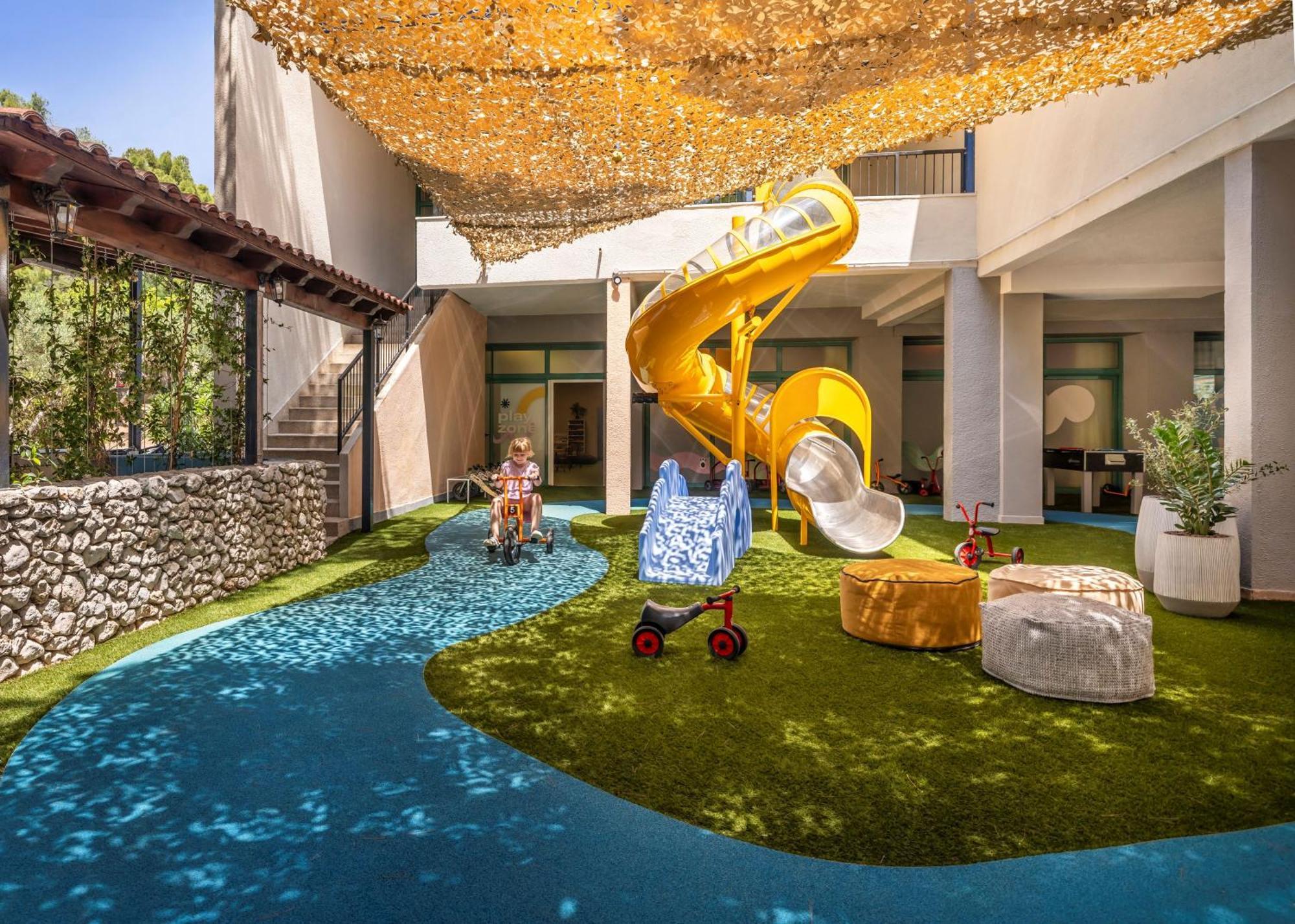 Sunny Makarska By Valamar Exterior photo