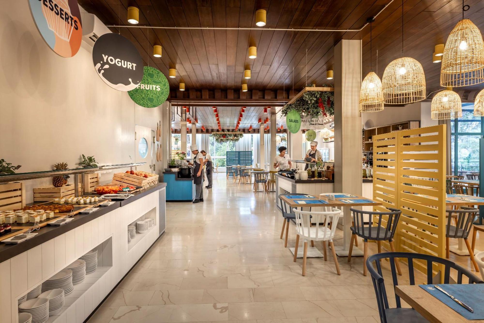 Sunny Makarska By Valamar Exterior photo