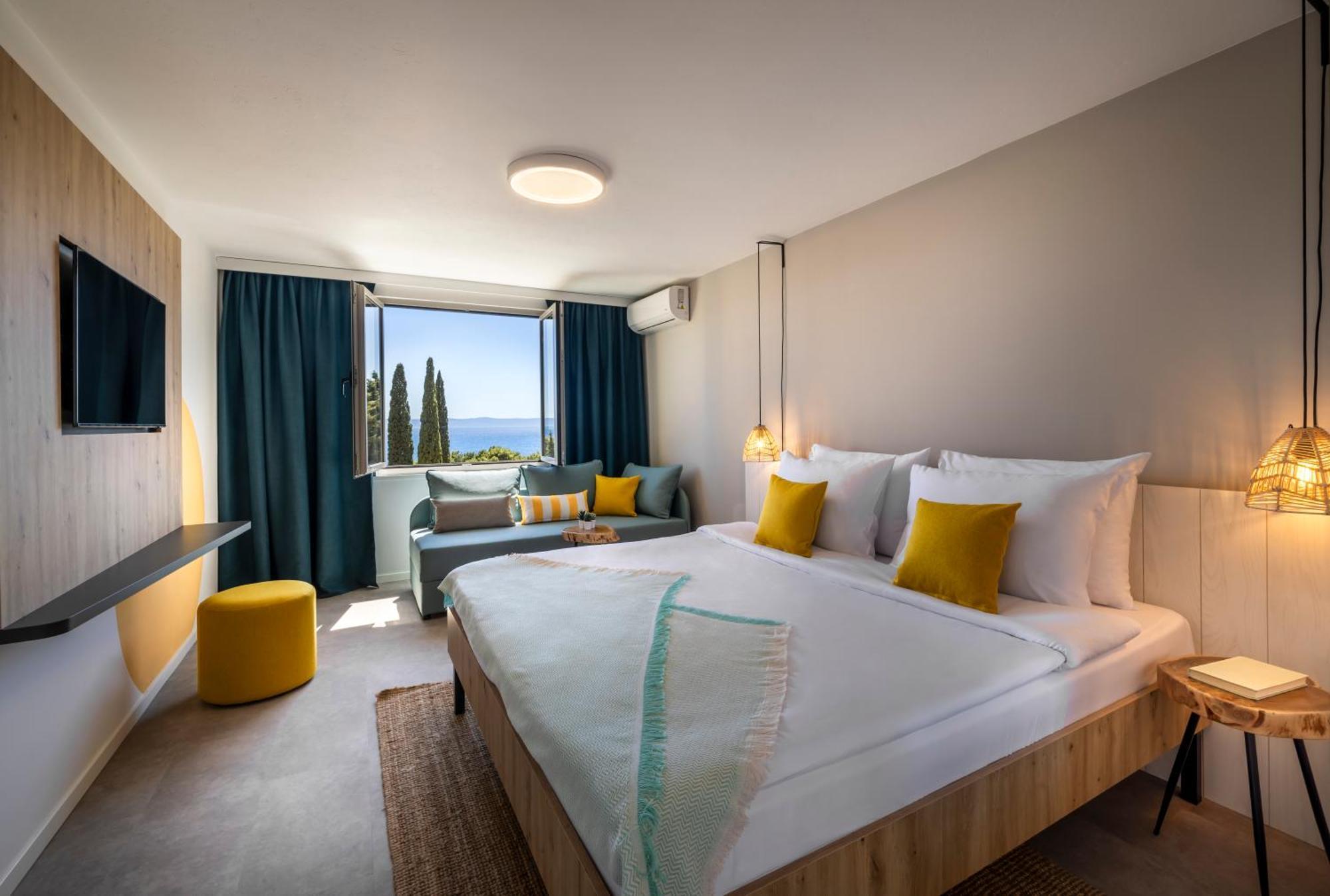 Sunny Makarska By Valamar Exterior photo